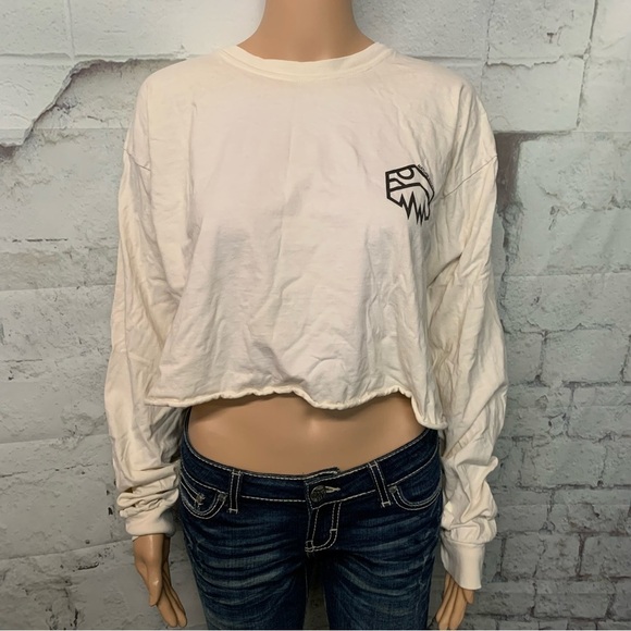 Nature Backs Cropped Sweatshirt - Picture 2 of 4